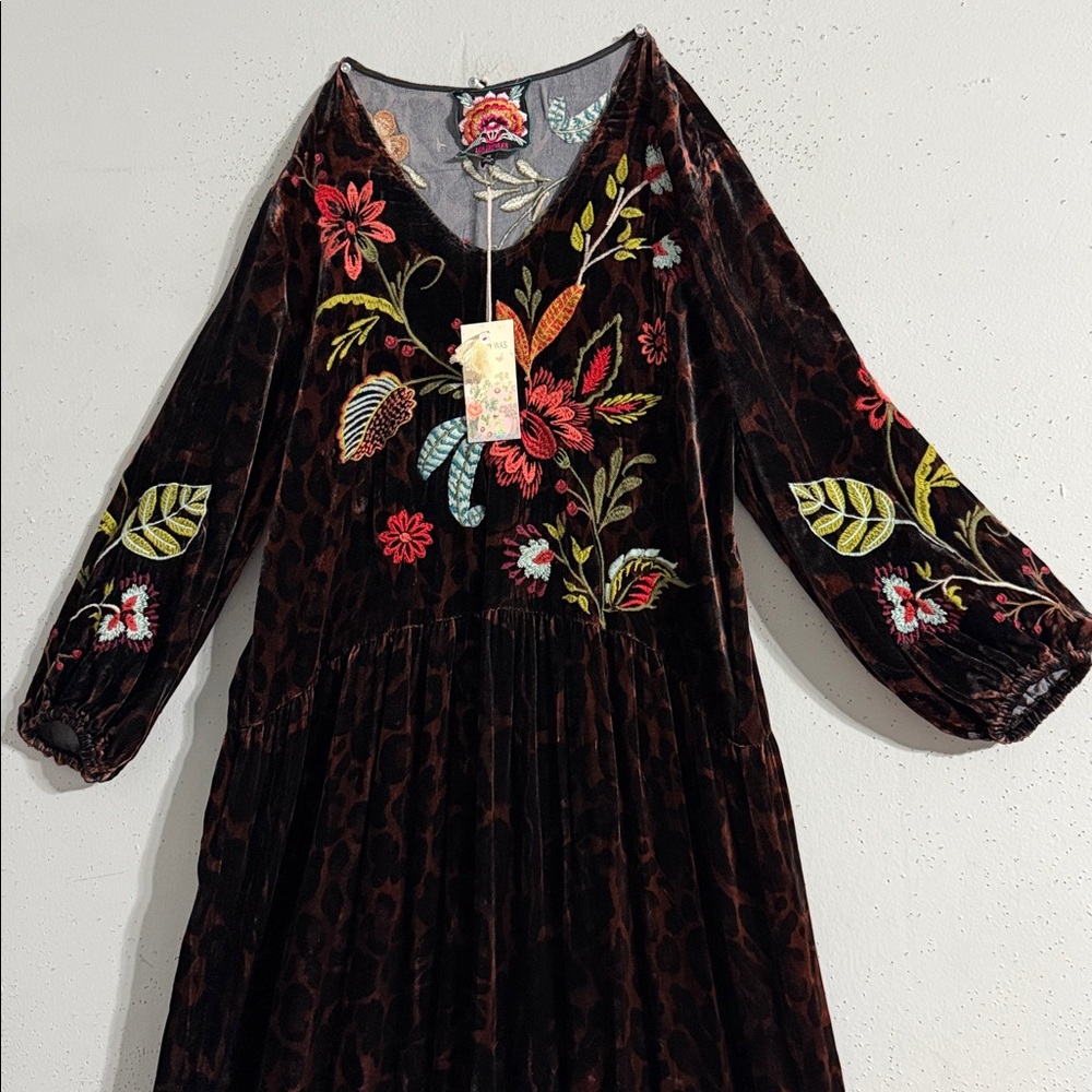 Johnny Was Floral Embroidered Long Sleeve Maxi Dress NWT - Picture 4 of 10